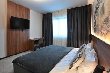 پانسیون Tvrdjava Rooms   Novi Sad