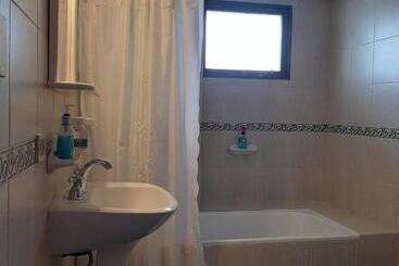 Tzion B&b