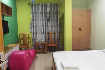 تختخواب و صبحانه Motel Win   Phát