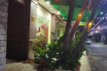 تختخواب و صبحانه Motel Win   Phát
