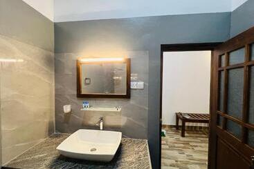 تختخواب و صبحانه Sunrise Oasis Retreat