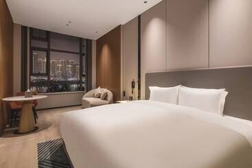 هتل Holiday Inn Express Chongqing Nanbin Road, An Ihg