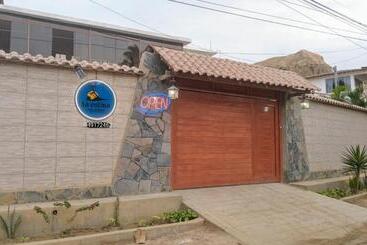 هتل La Colina, Casa Hospedaje