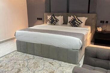 هتل Portland Suites