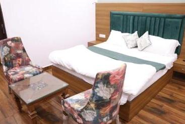 هتل Royal 80 Tude