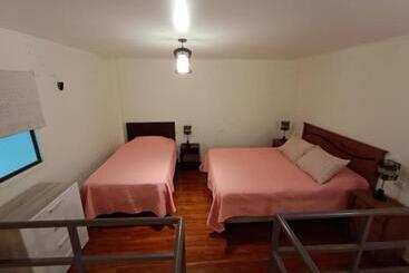 پانسیون Cafetto Hostal