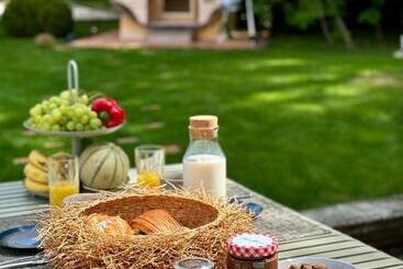 پانسیون La Petite Maison De Giverny   Gîte De Charme 5 étoiles Au Cœur Du Village   3 Chambres