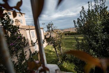 پانسیون Palazzo Capparucci   Dimora Storica