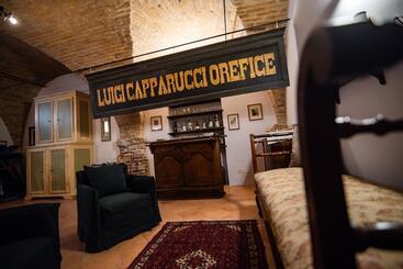 پانسیون Palazzo Capparucci   Dimora Storica