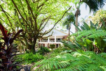 Пансион Summer Place Guest House