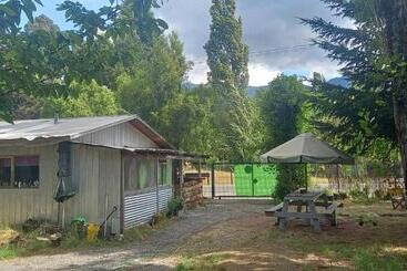 הוסטל Hostal Espacio A.i.a
