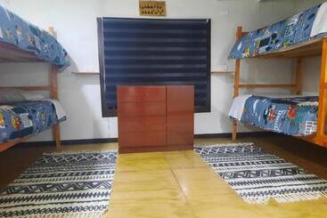 هاستل Hostal Nuria