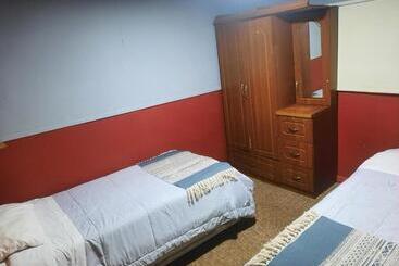 هاستل Hostal Nuria