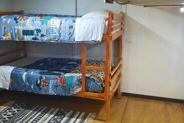 هاستل Hostal Nuria