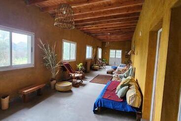 هاستل Pomancillo Ecolodge