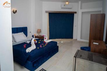 تختخواب و صبحانه Fox Beach Stay