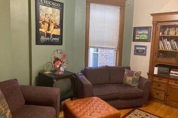 تختخواب و صبحانه Large Room With King Bed In The Lakeview   3a