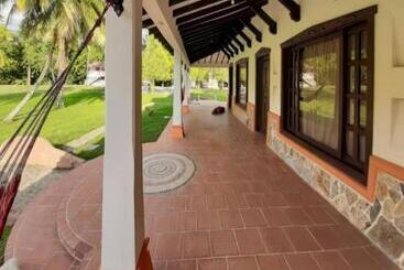 هتل Hacienda Con Piscina Privada/aire Acondicionado/jacuzzi