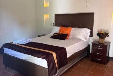 هتل Hacienda Con Piscina Privada/aire Acondicionado/jacuzzi