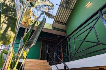 酒店 Seaside Serenity Resort