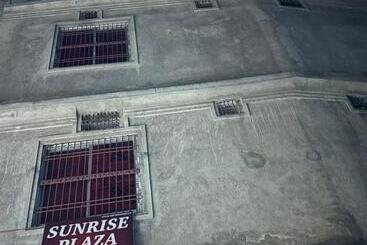 هتل Sunrise Plaza