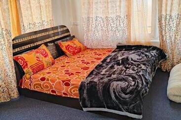 پانسیون Magray Guest House