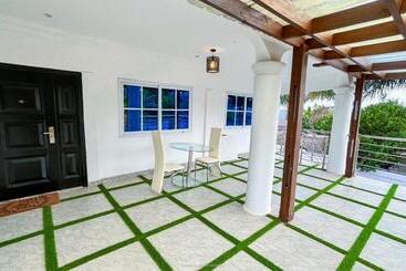 پانسیون Private Room In Ashongman   Accra #t001
