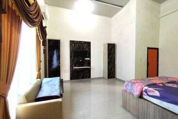پانسیون Zahira Guesthouse Syariah