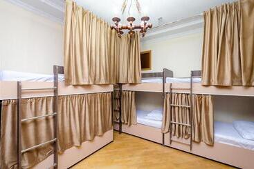 Areva Hostel & Apartment