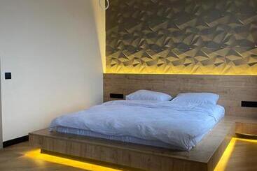 Discovery Garden Apartments
