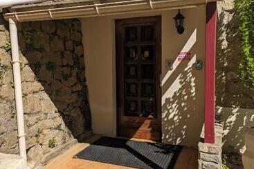 هتل Auberge Des Pins