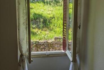هتل Auberge Des Pins