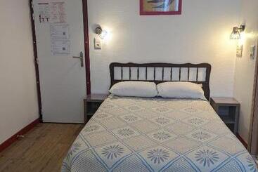 هتل Auberge Des Pins