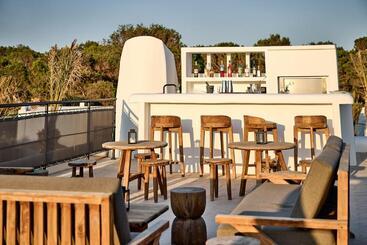 هتل Cap Menorca Relais & Chateaux