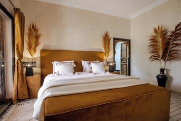 Just V Hotel & Spa