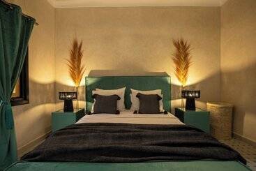 Just V Hotel & Spa