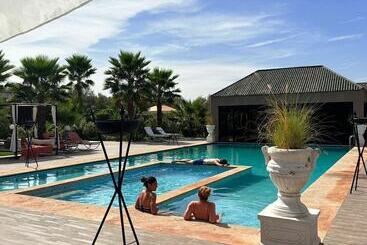 Just V Hotel & Spa