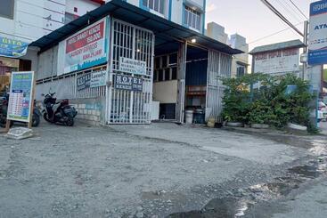 Oyo 93485 Hotel Kenzie Sentani