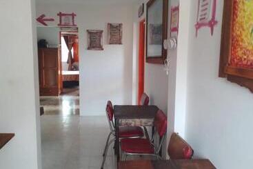 پانسیون Casa De La Abuela