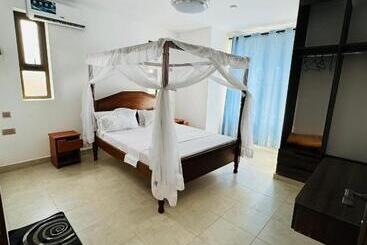 Tulivu Suites Diani