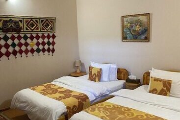تختخواب و صبحانه Salom Inn