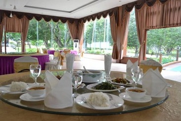Famous Hotel Bago
