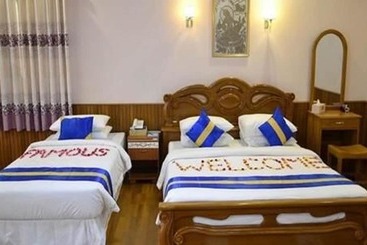 Famous Hotel Bago