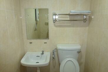 هتل Batu Berendam Inn