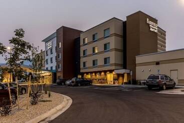 هتل Fairfield Inn & Suites By Marriott Butte