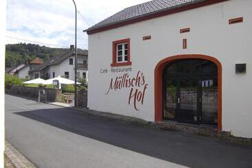 ホテル Müllisch S Hof
