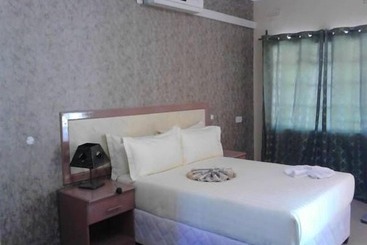 Pacific Conqueror Self Catering Units