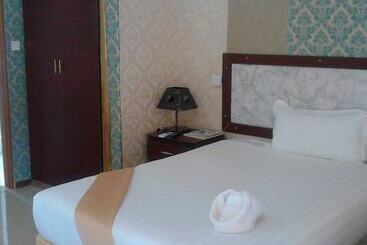 Pacific Conqueror Self Catering Units