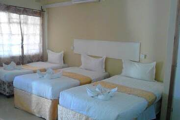 Pacific Conqueror Self Catering Units