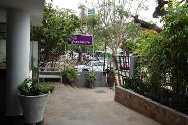 پانسیون Jacaranda Guesthouse